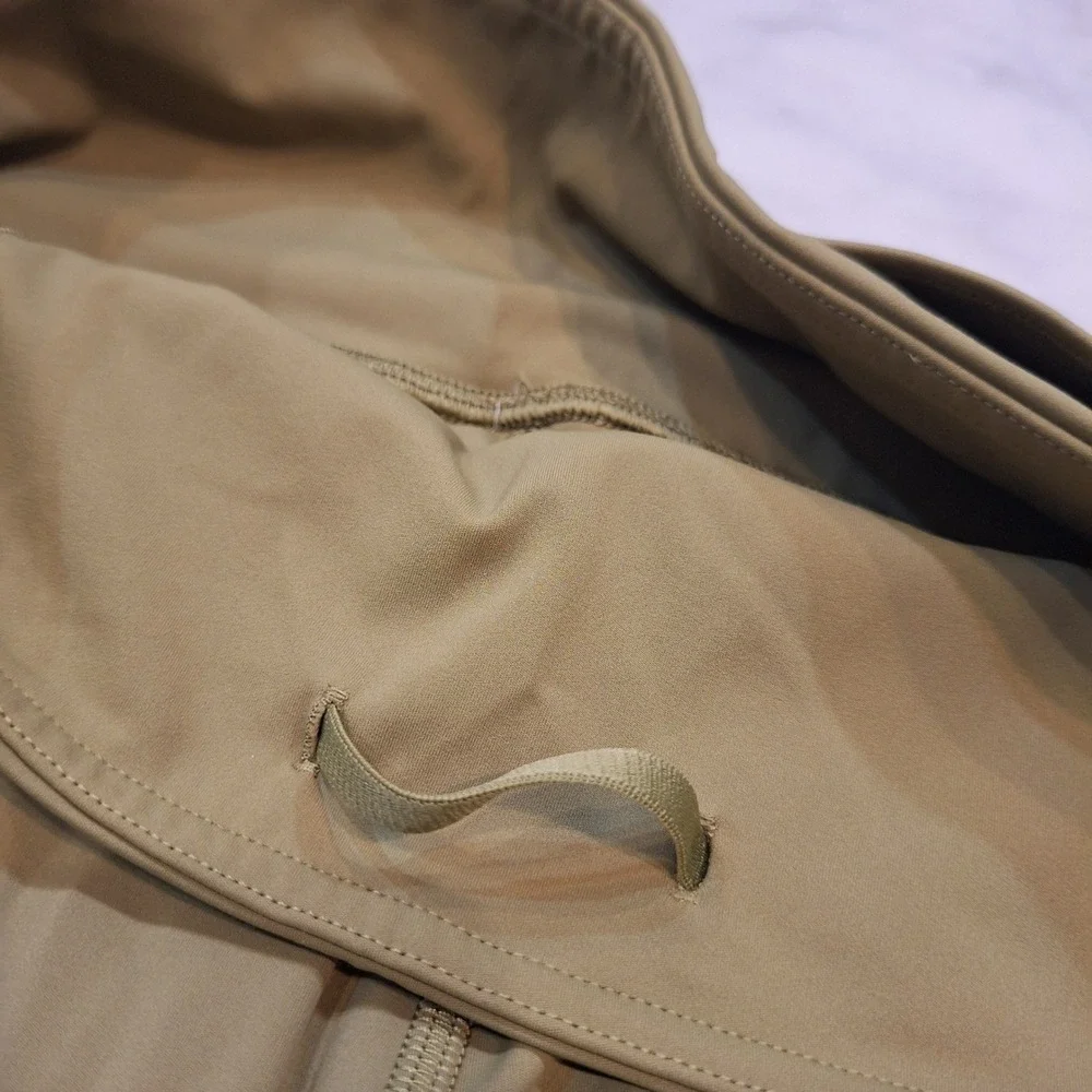 Lululemon Leggings Sz 6 Olive Green HighRise Cropped Pocket Fast & Free Raw Edge